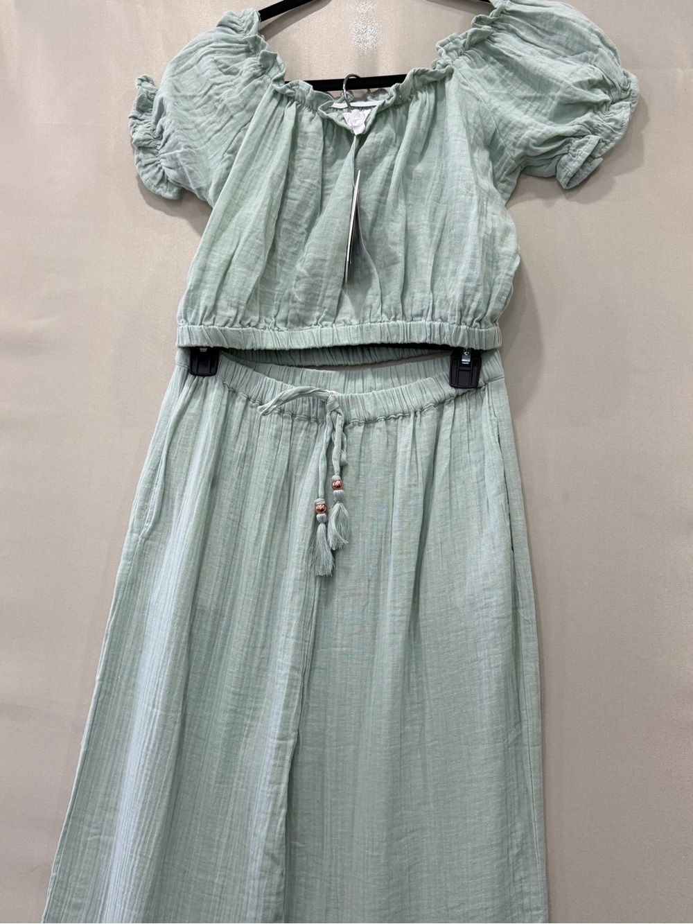 Woman Sage Green Two-Piece Puff Sleeve Top & Maxi Skirt Set - Picture 8 of 13